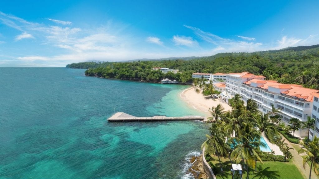 Beach and resort at Couples Tower Isle, Ocho Rios, Jamaica (Photo: Couples Tower Isle)