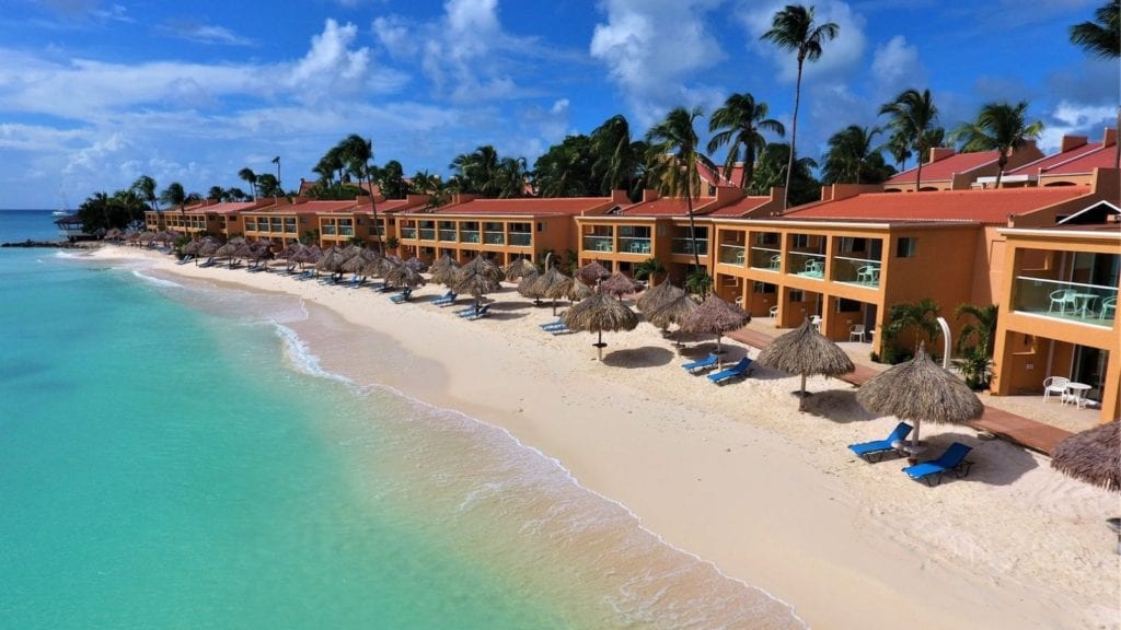 Ocean view rooms and beach at Tamarijn Aruba All Inclusive (Photo: Tamarijn Aruba)