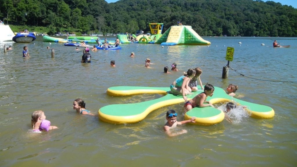 Kids playing in the water at Austin Lake RV Parks and Cabins (Photo: Austin Lake RV Parks and Cabins)