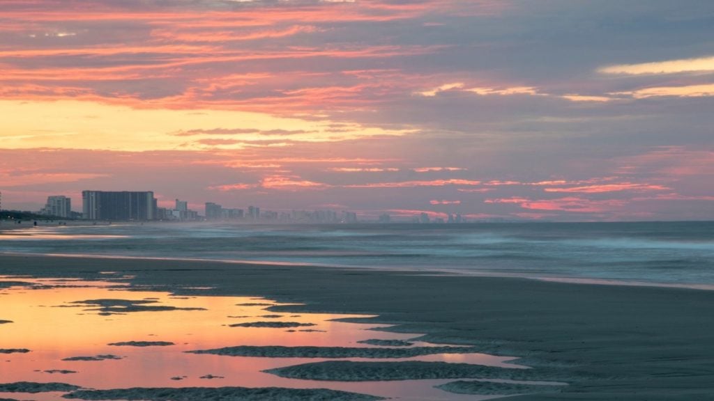 Peaceful sunrise on Myrtle Beach in South Carolina (Photo: @shannonfieldsphoto via Twenty20)