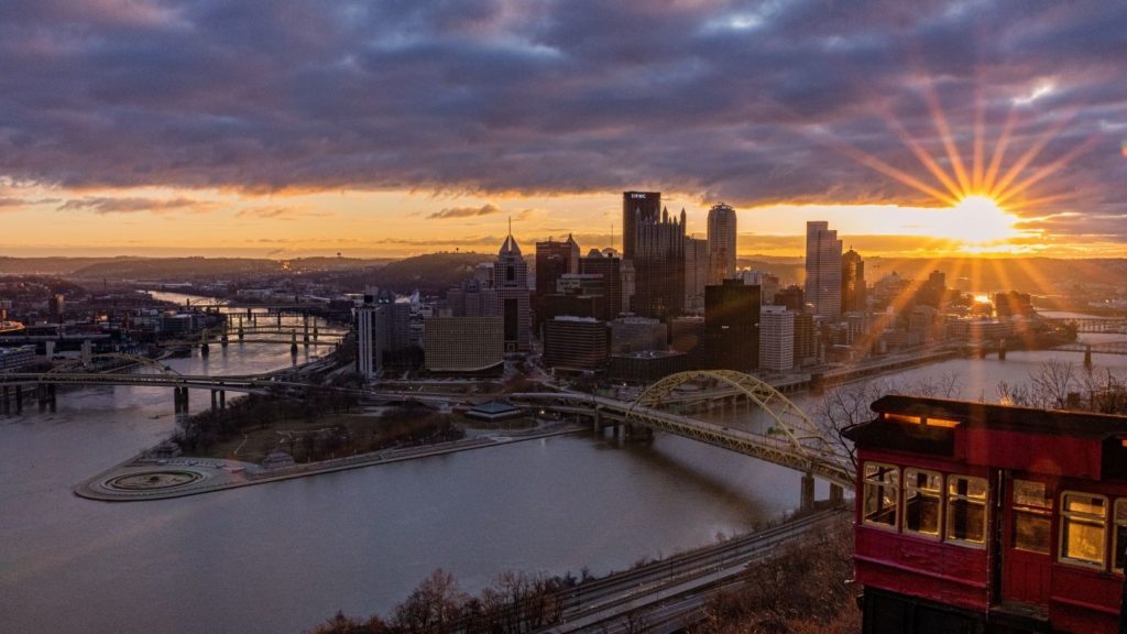 Pittsburgh skyline (Photo: @CameronKennedy via Twenty20)