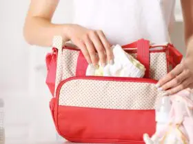 Packing bag for baby travel (Photo: Africa Studio/Shutterstock)
