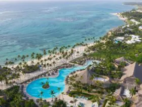 Pool and beach at Club Med Punta Cana (Photo: Club Med)