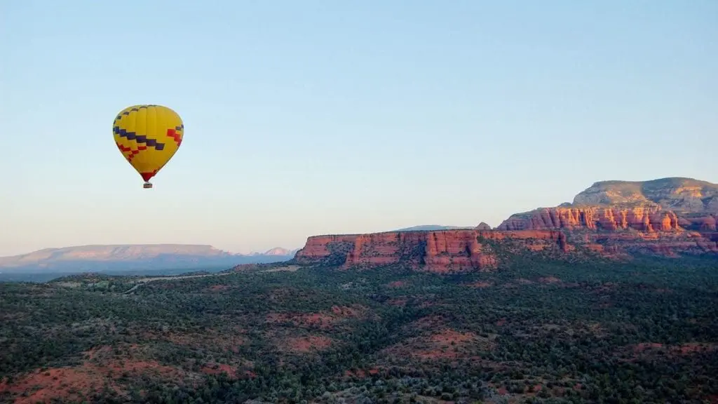Hot air ballooning in Sedona (Photo: @jpphotogrrl via Twenty20)