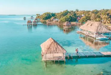 Aerial view of a couple in Bacalar pier, Riviera Maya, Mexico (Photo: Shutterstock)