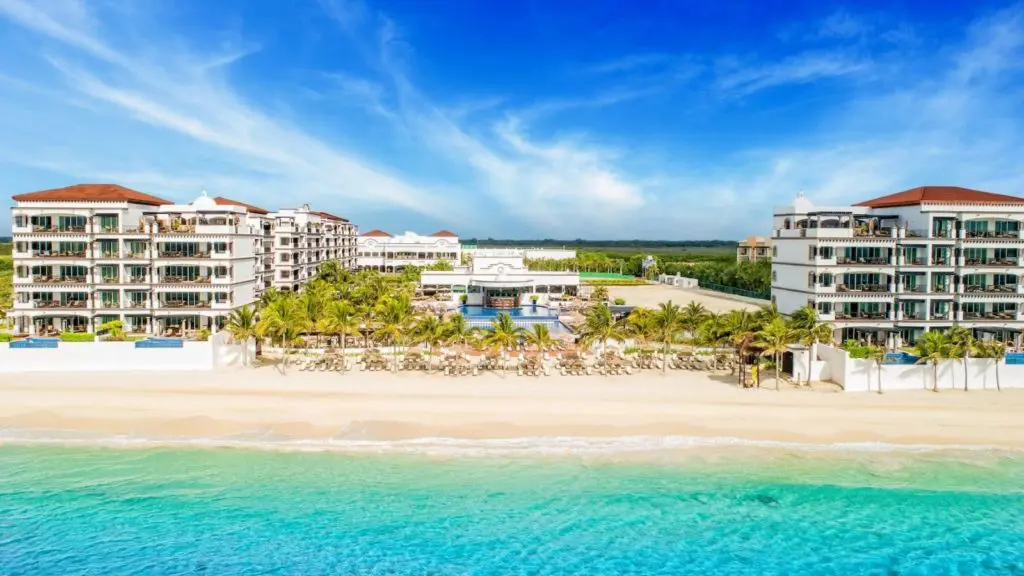 Aerial view of Grand Residences Riviera Cancun all inclusive resort (Photo: Grand Residences Riviera Cancun)