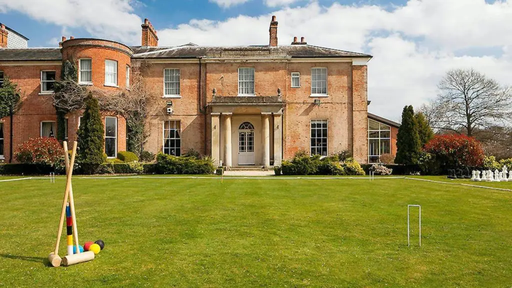 Croquet Lawn (Photo: The Retreat at Elcot Park)