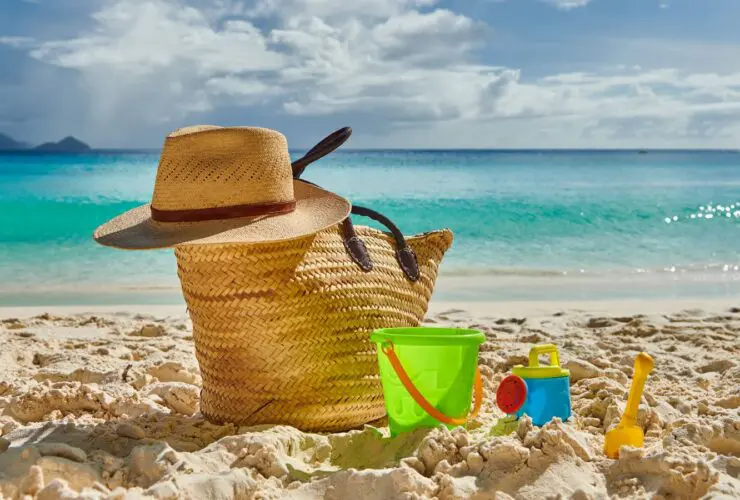 Beach essentials (Photo: Envato)