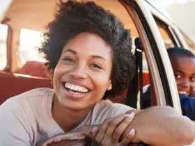 Mother and child on a family road trip (Photo: Shutterstock)