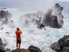 Laupahoehoe Beach on the Big Island of Hawaii (Photo: Envato)
