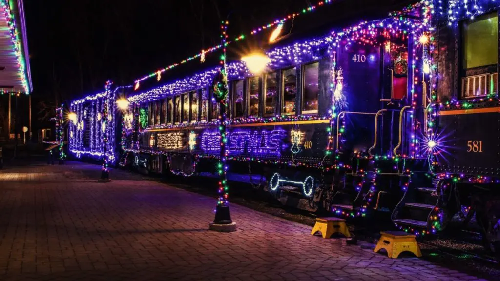 Holiday lights sparkle aboard the Wilmington and Western Railroad (Photo: Stuart Edmonds)