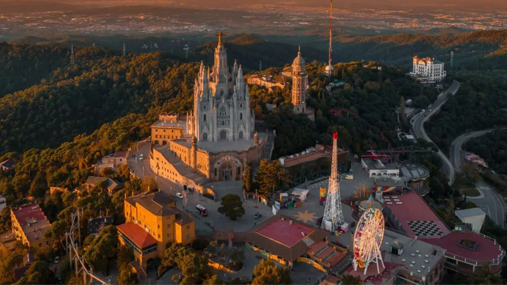 Aerial view of Sagrat Cor in Barcelona (Photo: Shutterstock)