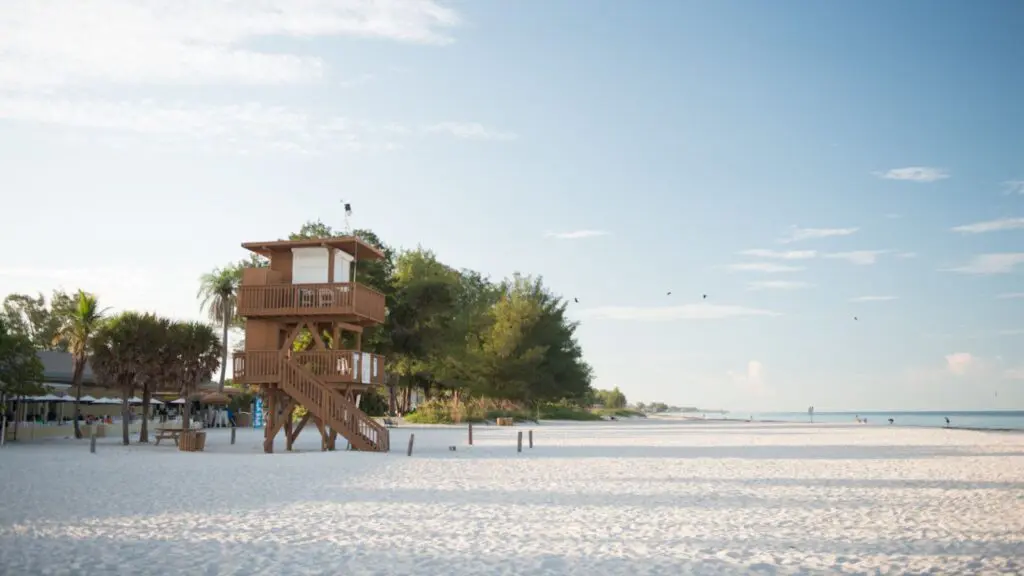 Manatee Public Beach in Florida (Photo: Bradenton Area Convention and Visitors Bureau)