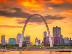 St. Louis, Missouri, USA downtown cityscape on the Mississippi River at twilight.