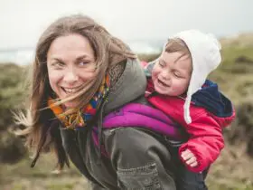 Hiking with a baby (Photo: Shutterstock)