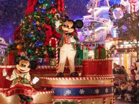 Mickey’s Very Merry Christmas Party (Photo: Matt Stroshane)