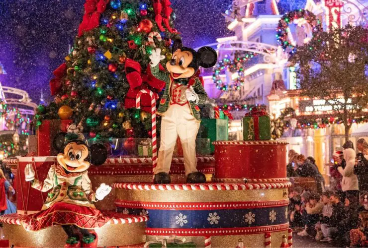 Mickey’s Very Merry Christmas Party (Photo: Matt Stroshane)