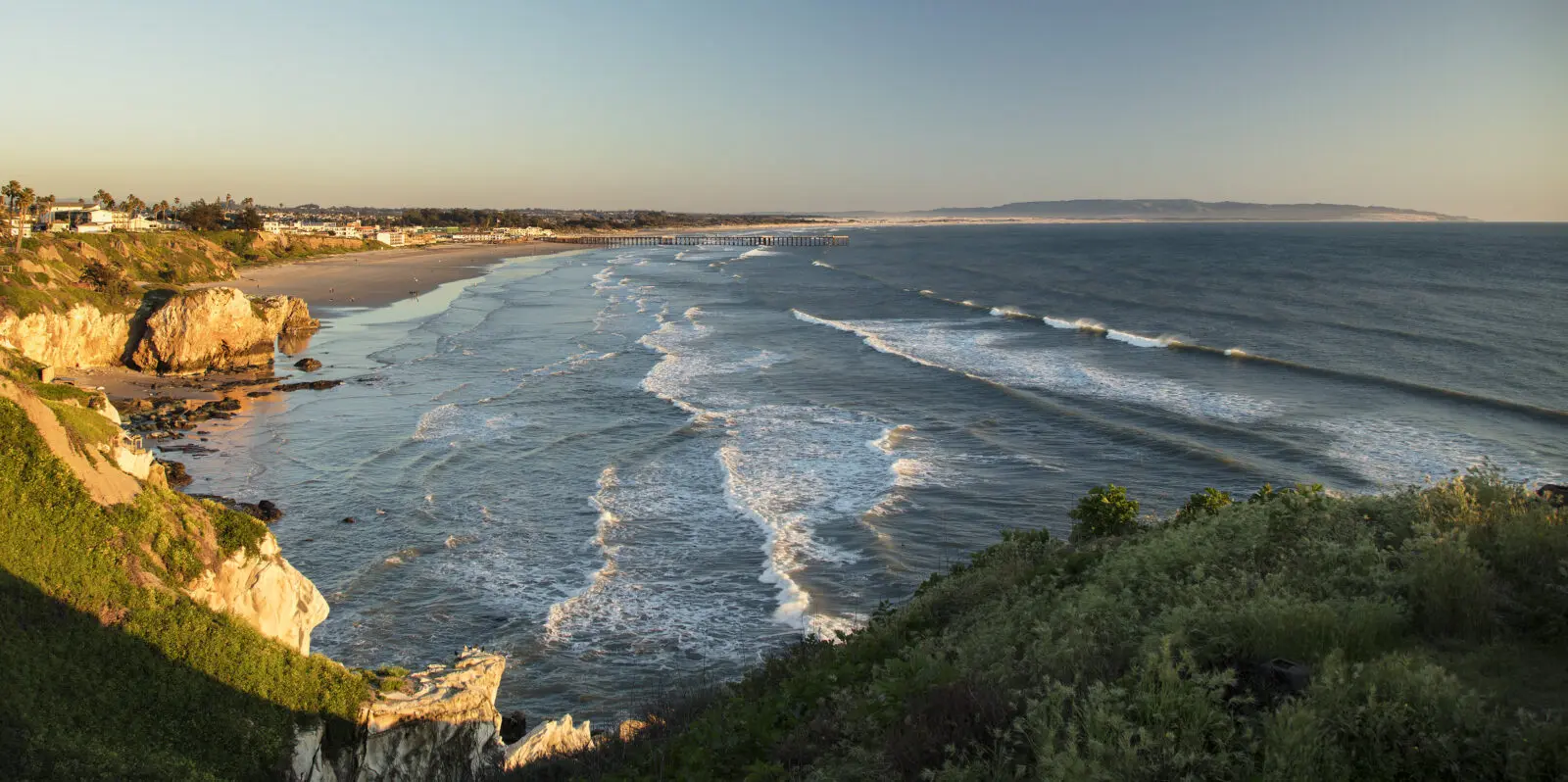 Shore Cliff Hotel beach