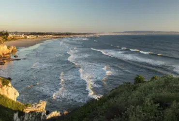 Shore Cliff Hotel beach