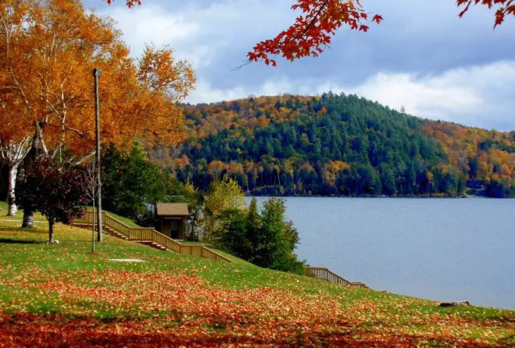 Schroon Lake in the Adirondacks (Photo: Regional Office of Sustainable Tourism)