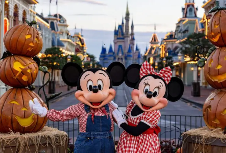Festive Fall Decor Arrives in Magic Kingdom Park at Walt Disney World (Photo: Disney)