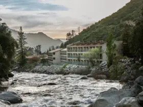 Yosemite View Lodge