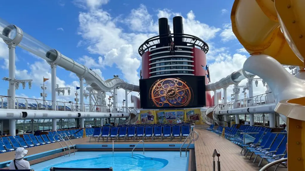 Pool deck on the Disney Dream (Photo: Megan duBois)