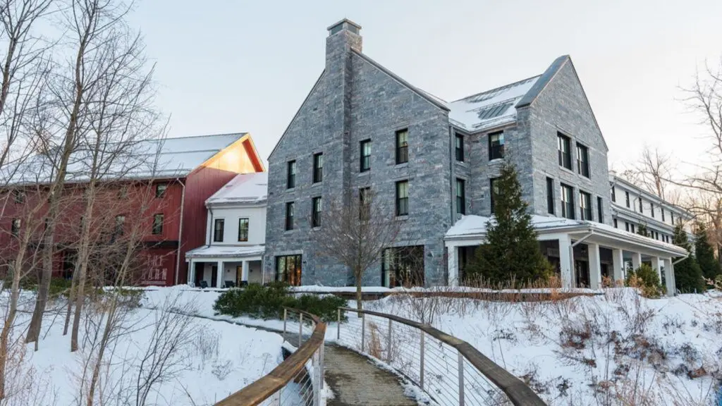Williams Inn exterior on a snowy morning