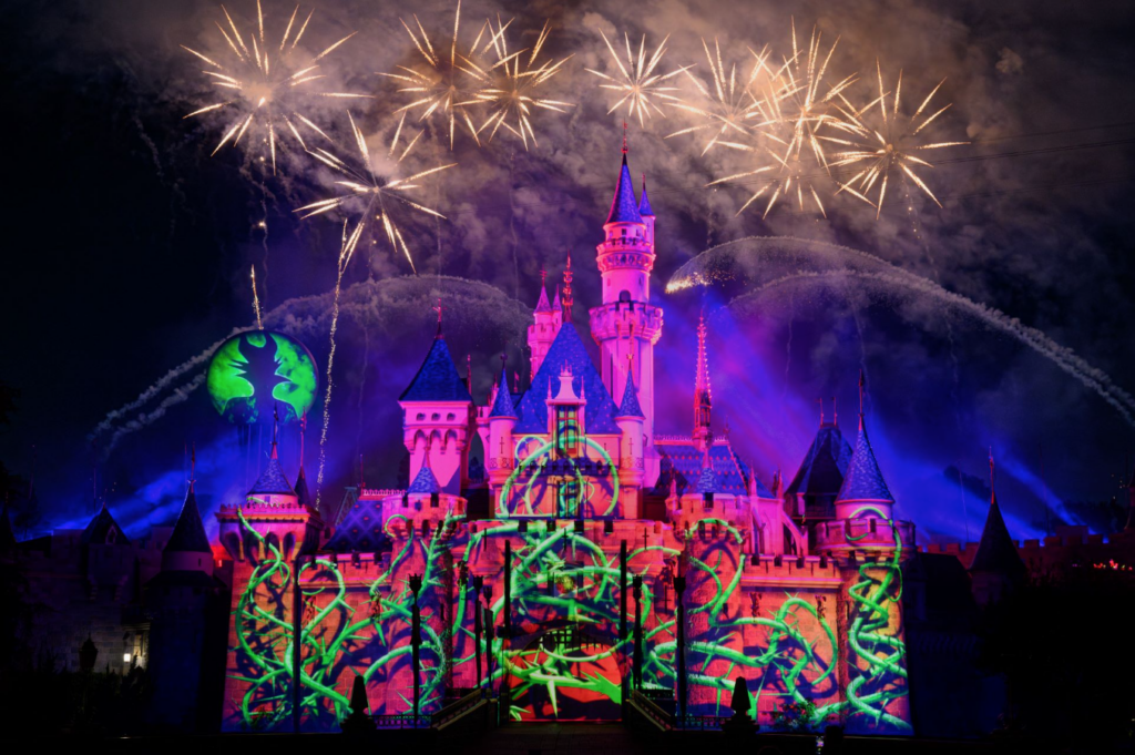 Halloween Screams fireworks spectacular