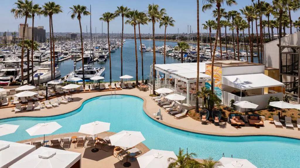 Waterfront and marina at Sheraton San Diego Resort, San Diego International Airport (Photo: Sheraton)