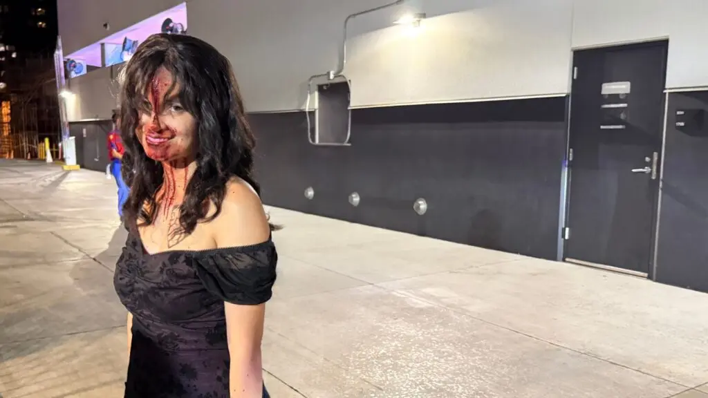 Meet Nikki from Obsession at this year's HHN at Universal Studios Hollywood (Photo: Tarah Chieffi)