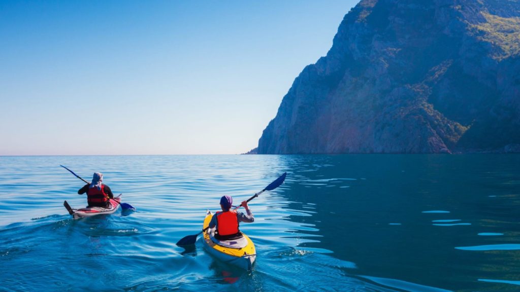 Kayaking (Photo: Shutterstock)