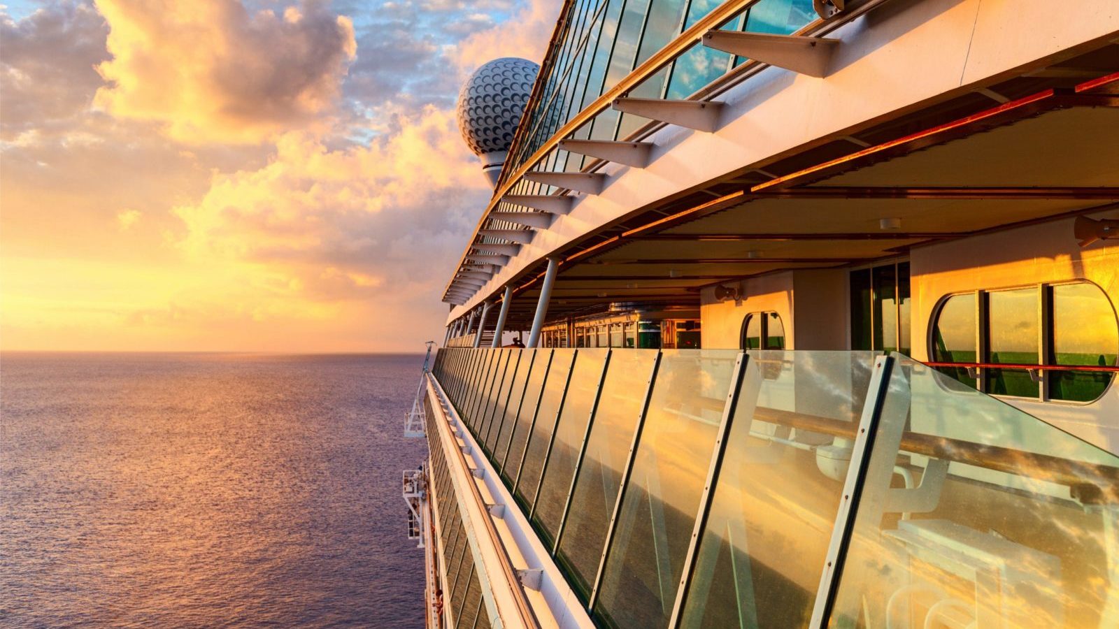 Cruise ship at sea (Photo: Shutterstock)