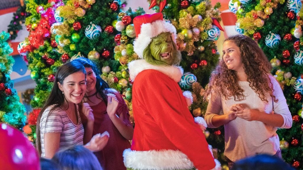 Feast your eyes on the Grinch during the Grinch and Friends Character Breakfast (Photo: Universal Orlando)