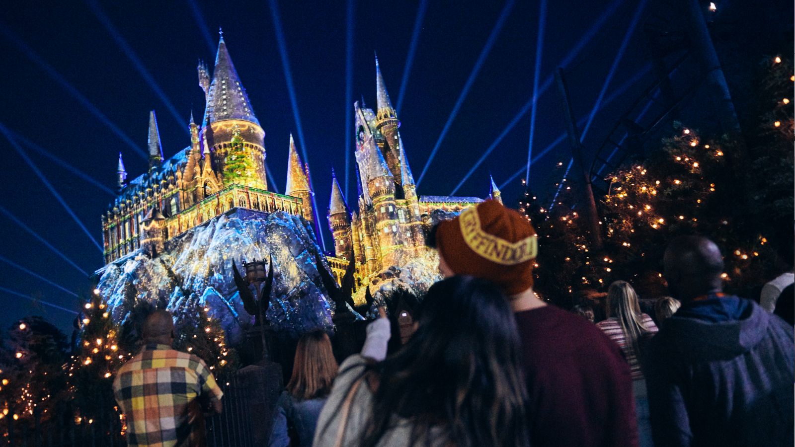 Guide to Harry Potter Christmas at Universal Orlando Resort 2024