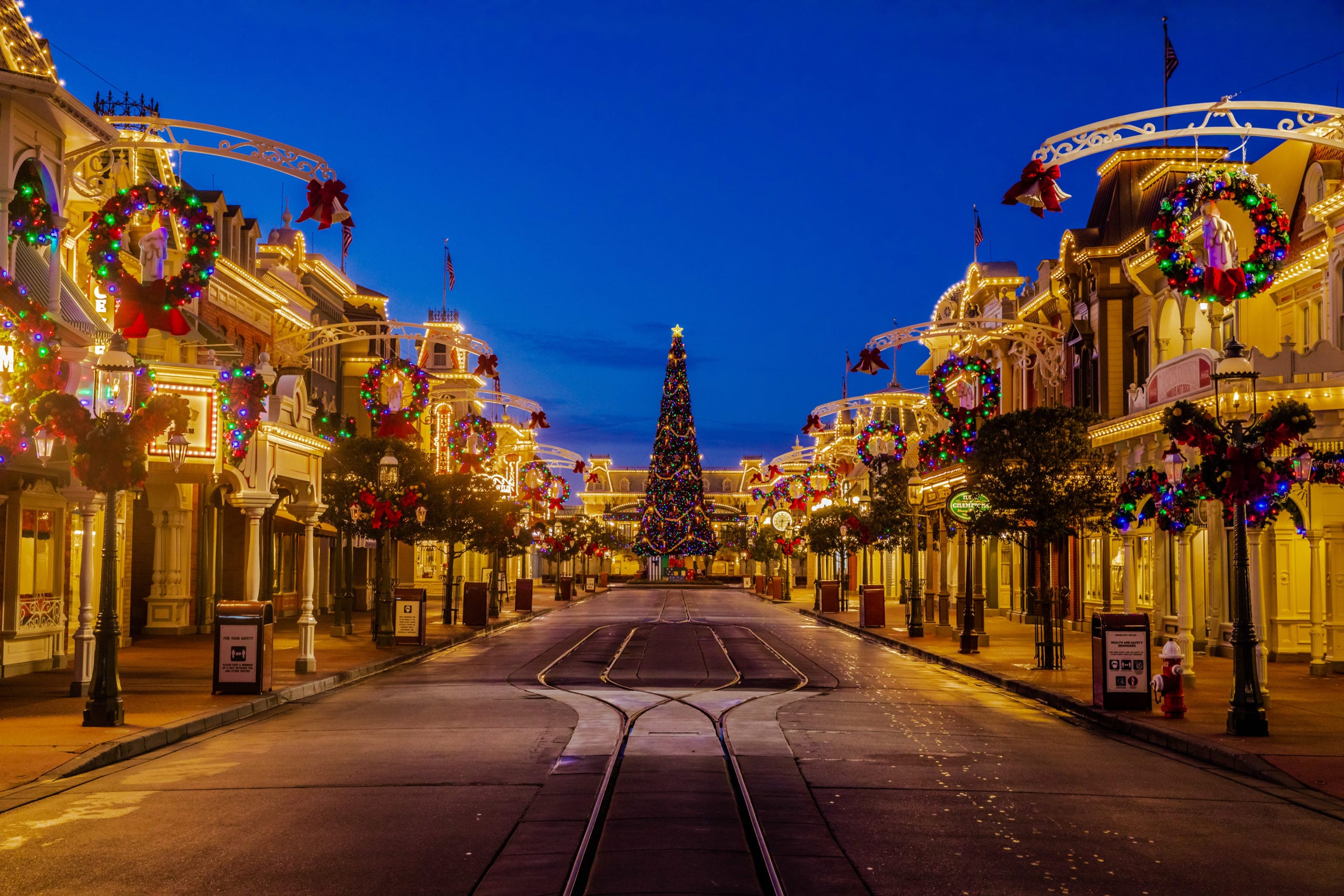 A Disney Christmas WDW Holiday Celebrations 2020 FamilyVacationist