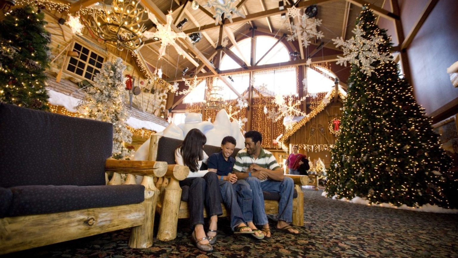 12 Best Great Wolf Lodge Locations in the U.S. and Canada (2024