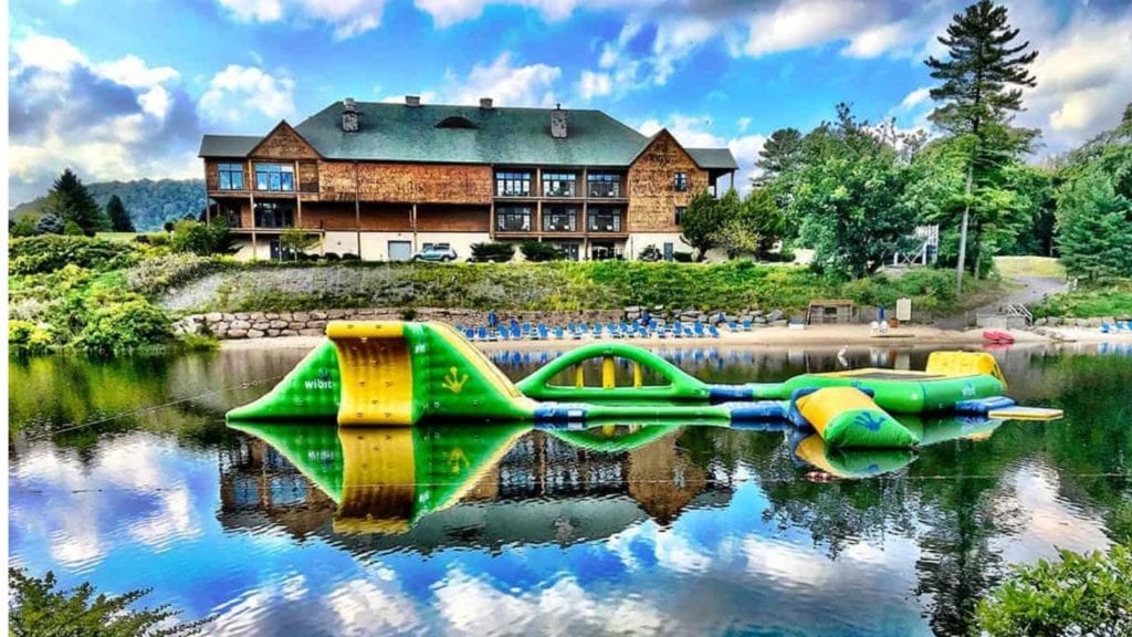 Skytop Lodge in the Poconos Mountains, Pennsylvania (Photo: Skytop Lodge)