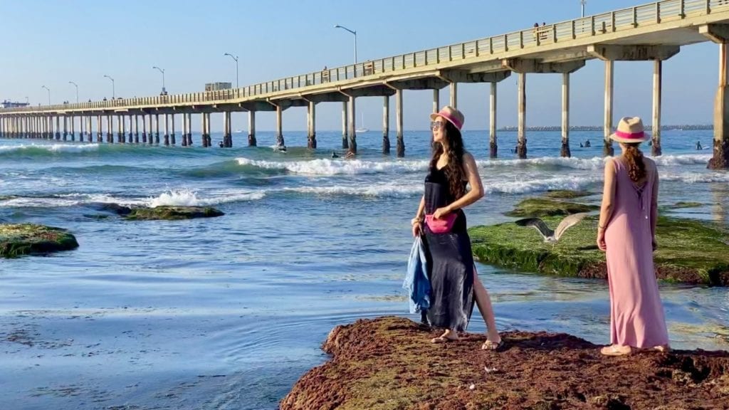 Women at Ocean Beach in San Diego (Photo: @TonyTheTigersSon via Twenty20)