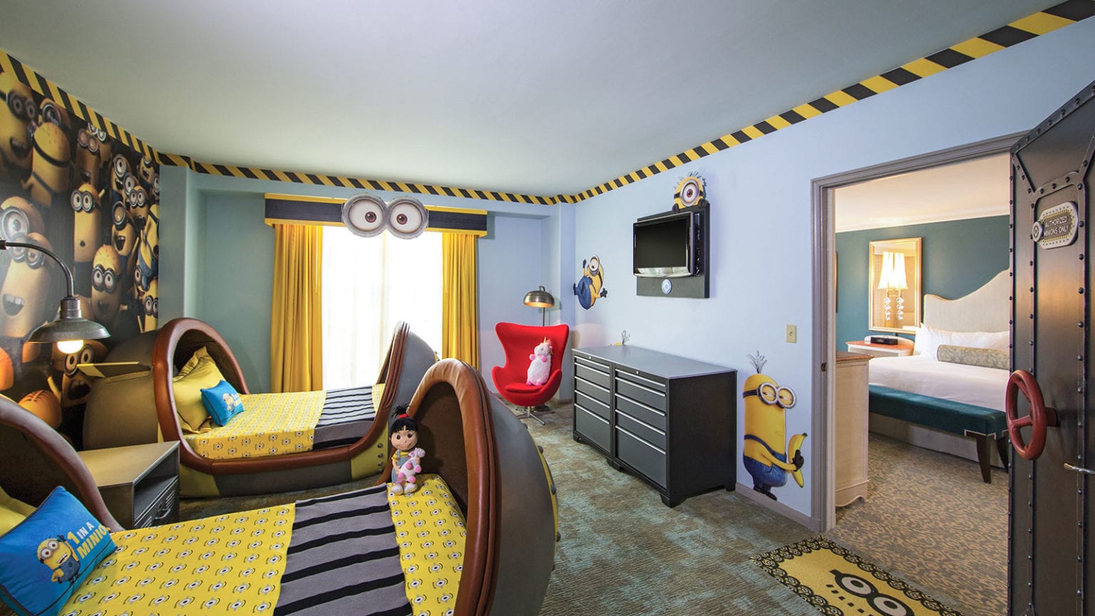 17 Kid-Themed Hotel Rooms That Will Delight the Whole Family (2023 ...