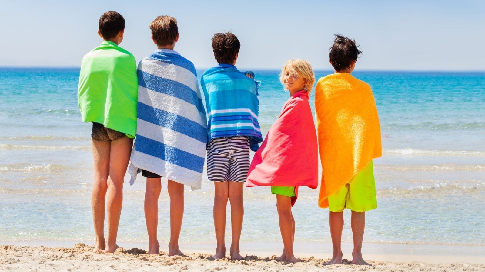 https://familyvacationist.com/wp-content/uploads/2021/06/best-beach-towels-shutterstockjpg.jpg