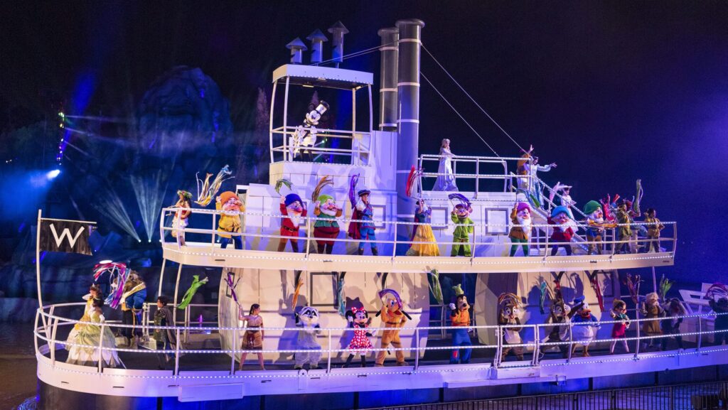 Finale of Fantasmic 