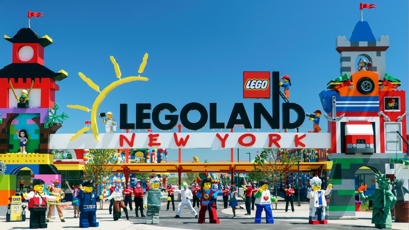 This LEGO model gives a preview of LEGOLAND New York, to open in 2020.