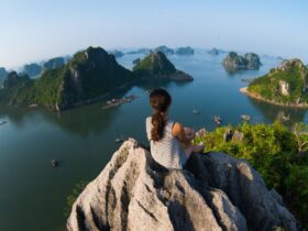 Woman on mountain above Halong Bay (Photo: Shutterstock)