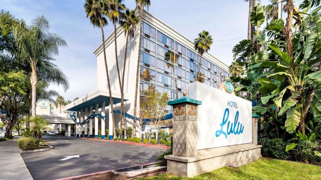 Exterior view of Hotel Lulu near Disneyland (Photo: Hotel Lulu)