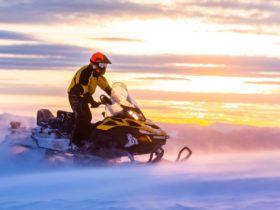 Snowmobile in winter (Photo: Shutterstock)