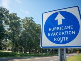 A sign directs hurricane evacuees to safety (Photo: Shutterstock)