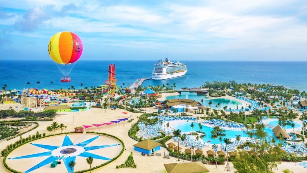 Guests can soar to 450 feet above CocoCay in a helium balloon (Photo: N. Morley)