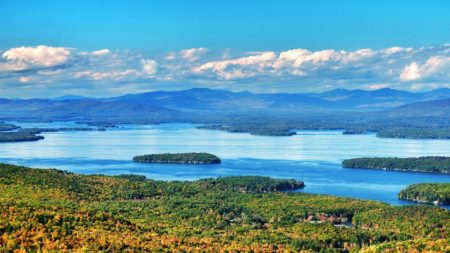 Islands in Lake Winnipesaukee, New Hampshire (Photo: Shutterstock)