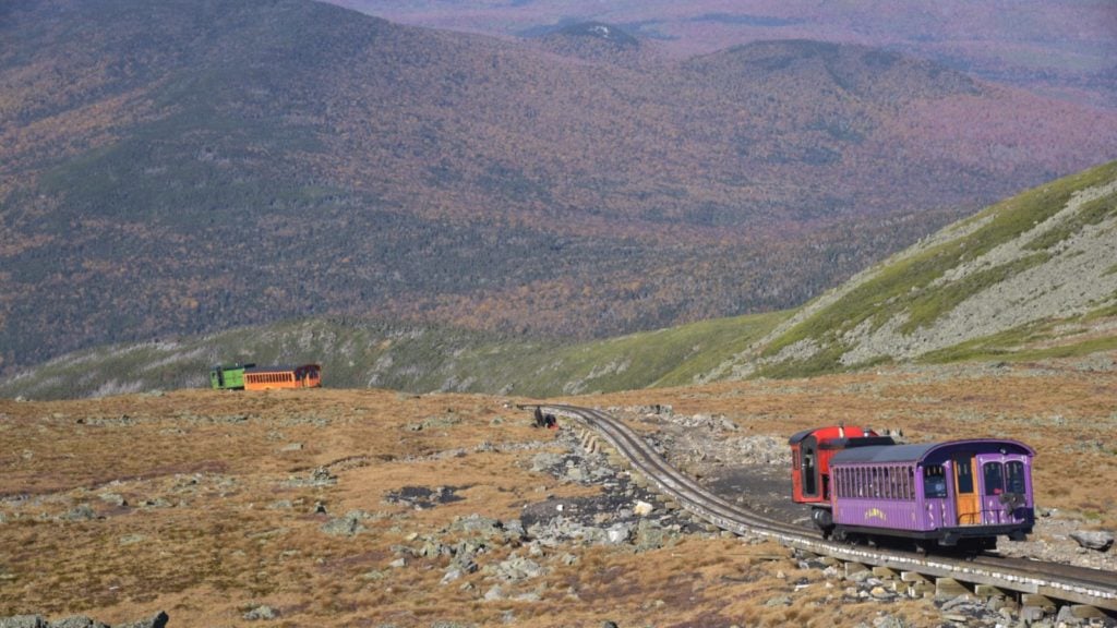 Mobil kereta cogwheel mendaki Gunung Washington New Hampshire (Foto: Mount Washington Cogwheel Railway)